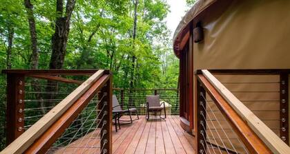 Creekside Yurt - The Dreamer