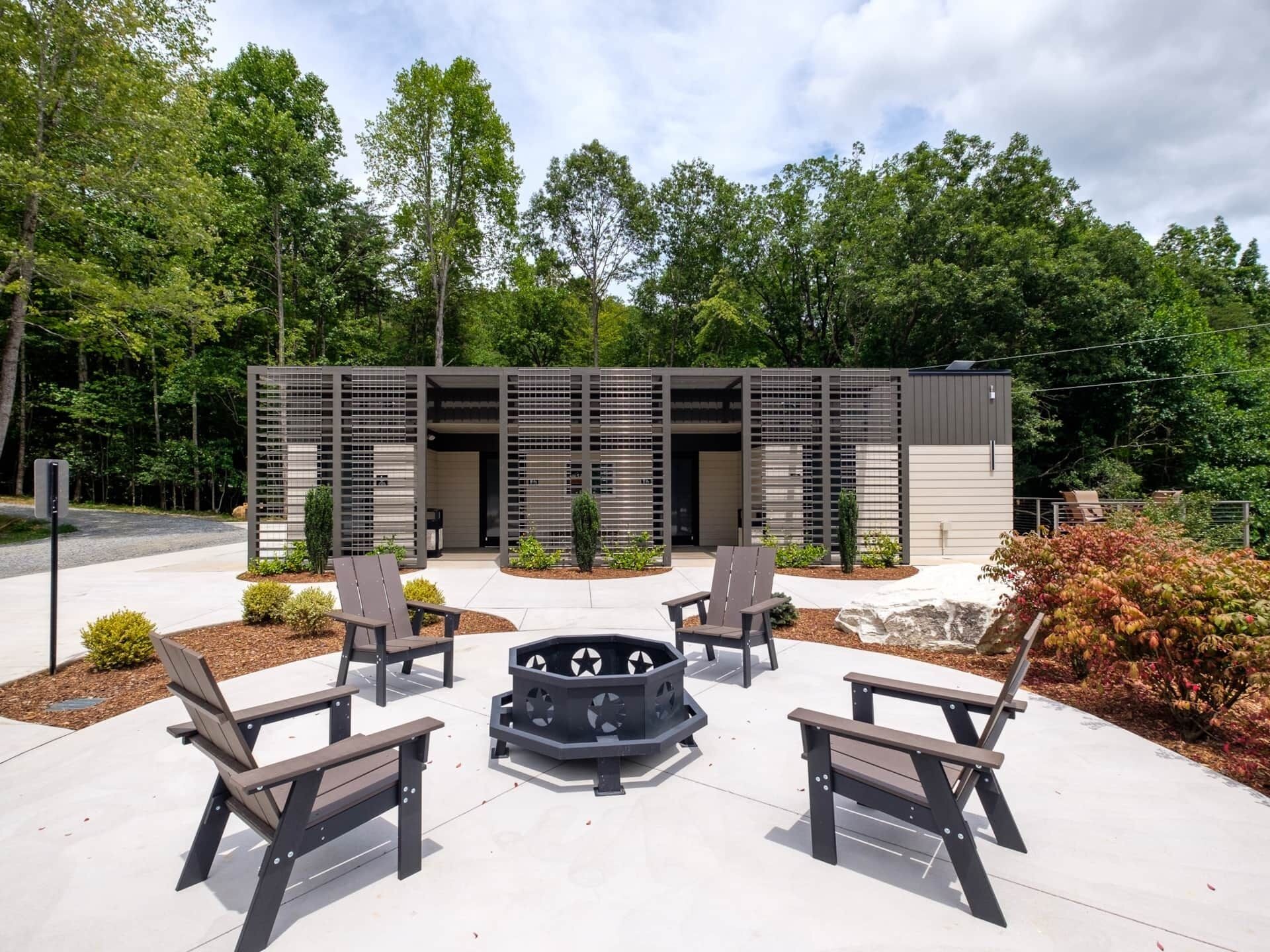 디럭스 텐트, 산 전망 | 욕실