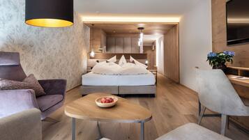 Junior Suite, Balcony, Mountain View | Hypo-allergenic bedding, down duvets, minibar, in-room safe