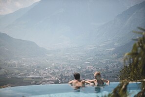 Exterior - Hotel Sonnbichl (Tirolo)