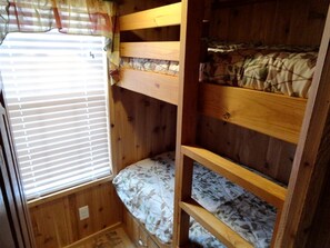 2 slaapkamers, wifi, beddengoed