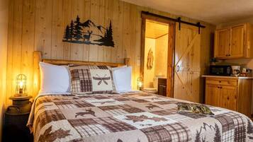 1 bedroom, bed sheets