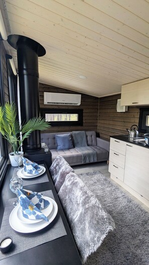 Chalet, näköala laaksoon | Oleskelualue