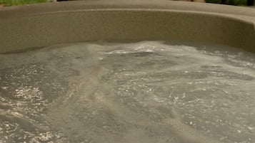 室外 SPA 浴池