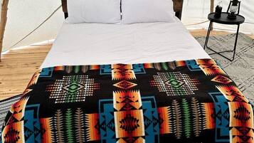 1 habitación y ropa de cama