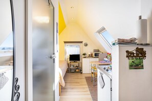 1 bedroom, WiFi, bed sheets - Studio Casa Felicitas, 1 living/bedroom, max. 2 people (not suitable for small children) (Möhnesee)