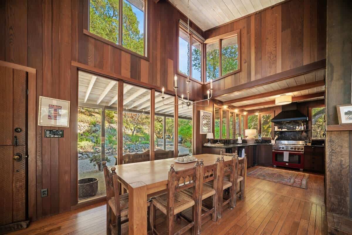 Dining area for six