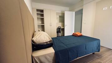 2 chambres, fer et planche Ă repasser, Wi-Fi, draps fournis