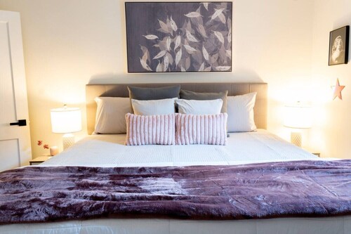 The Marilyn: Fun Femme Walkable