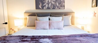 The Marilyn: Fun Femme Walkable