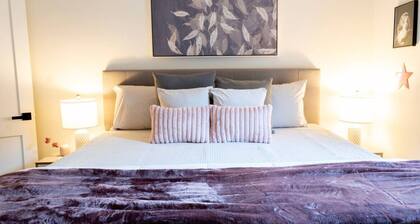 The Marilyn: Fun Femme Walkable