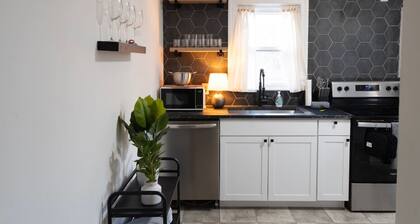 The Marilyn: Fun Femme Walkable