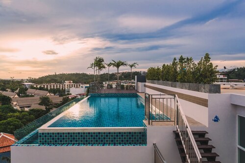 1-bedroom Condo in Ozone Condo D307