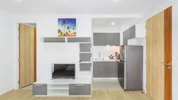 Standard-huoneisto, parveke, kaupunkinäköala | Tallelokero huoneessa, ilmainen Wi-Fi