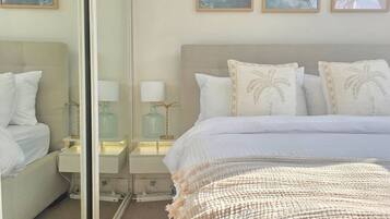 2 habitaciones, escritorio, cuna de viaje y wifi gratis