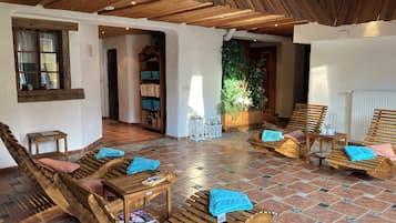 ساونا، غرفة بخار، جلسات تدليك