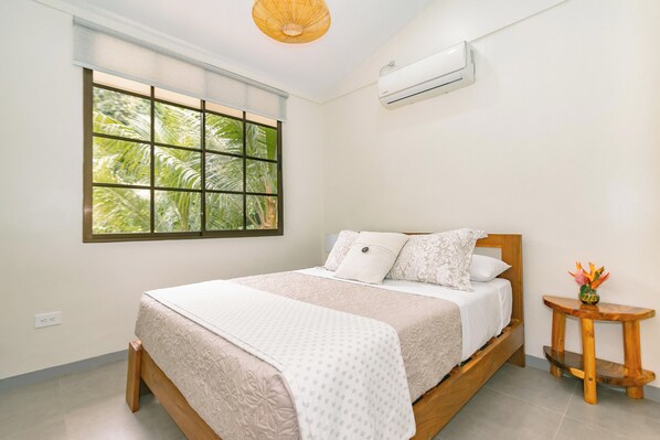 Superior Bungalow, 2 Bedrooms, Kitchen, Pool View | Free WiFi