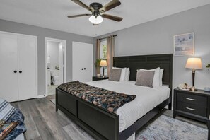 4 Schlafzimmer, Bügeleisen/Bügelbrett, WLAN, Bettwäsche