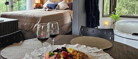 1 bedroom, Internet