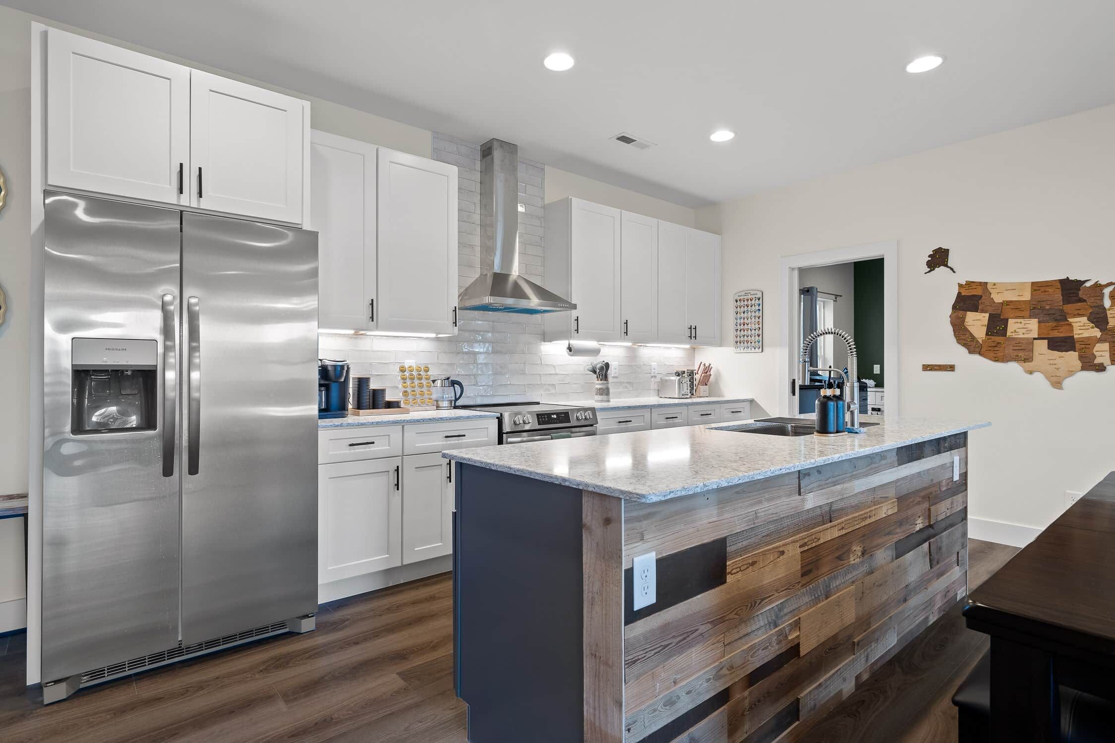 MID National Parks Themed Fully Stocked Kitchen 2