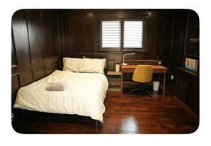 5 bedrooms, iron/ironing board, WiFi