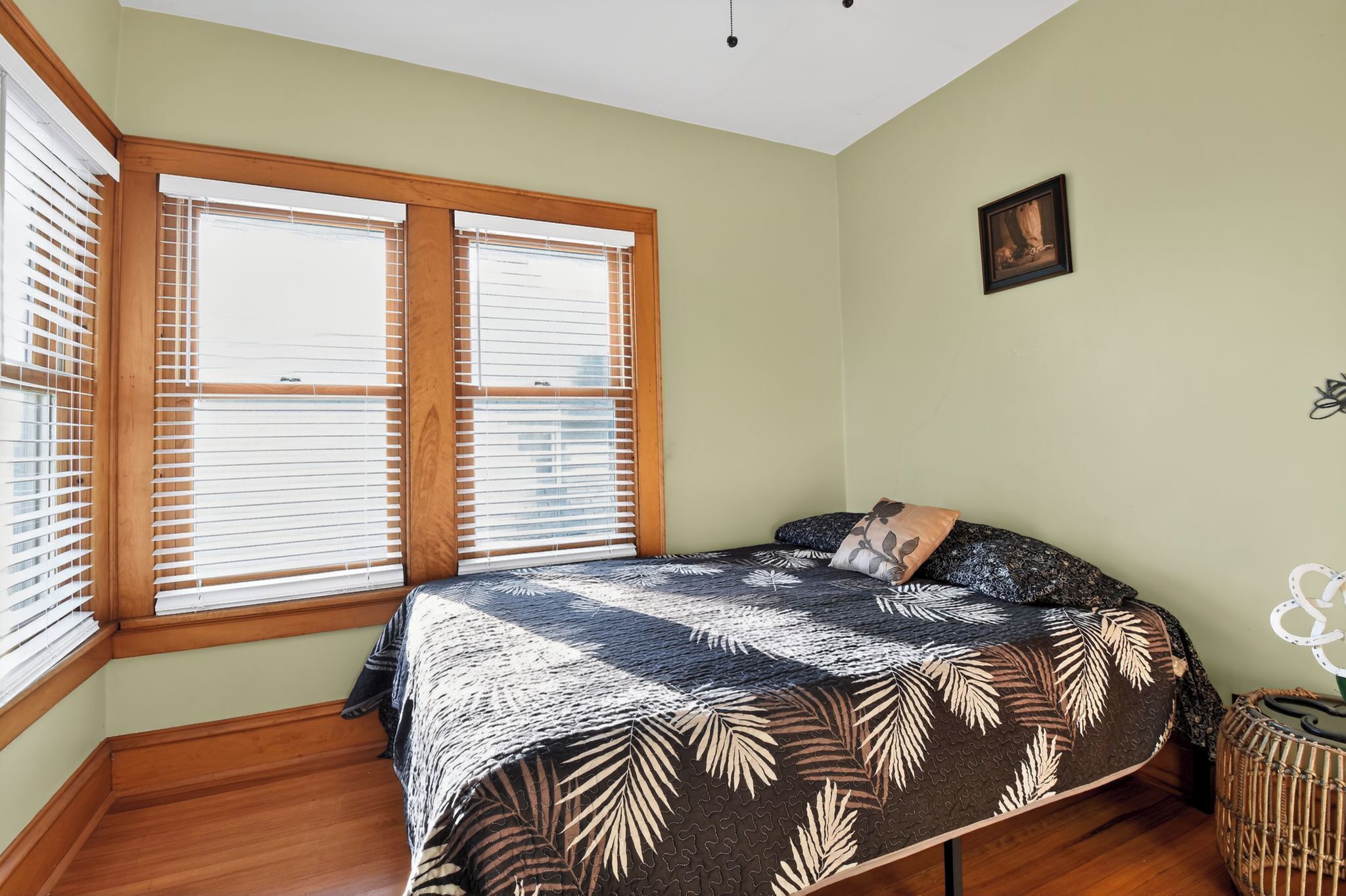 4 slaapkamers, een bureau, gratis wifi, beddengoed