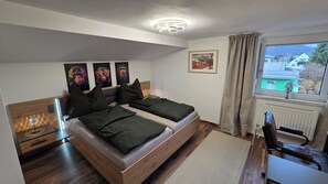 WiFi, bed sheets - Business & Garden Appartments - Salzburg South - Top3 attic apartment (Salzburg Stadt)