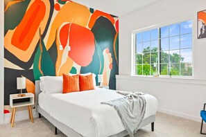 3 soveværelser, skrivebord, strygejern/strygebræt, weekendseng