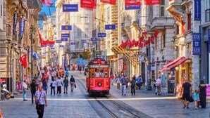 Miscellaneous - Four Sides Beyoglu (Istanbul)
