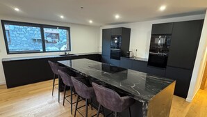 Unclassified image, 3 of 35, button - 5★ Chalet for 14 / Jacuzzi, Sauna, Cinema, Playroom with babyfoot (Les Gets)