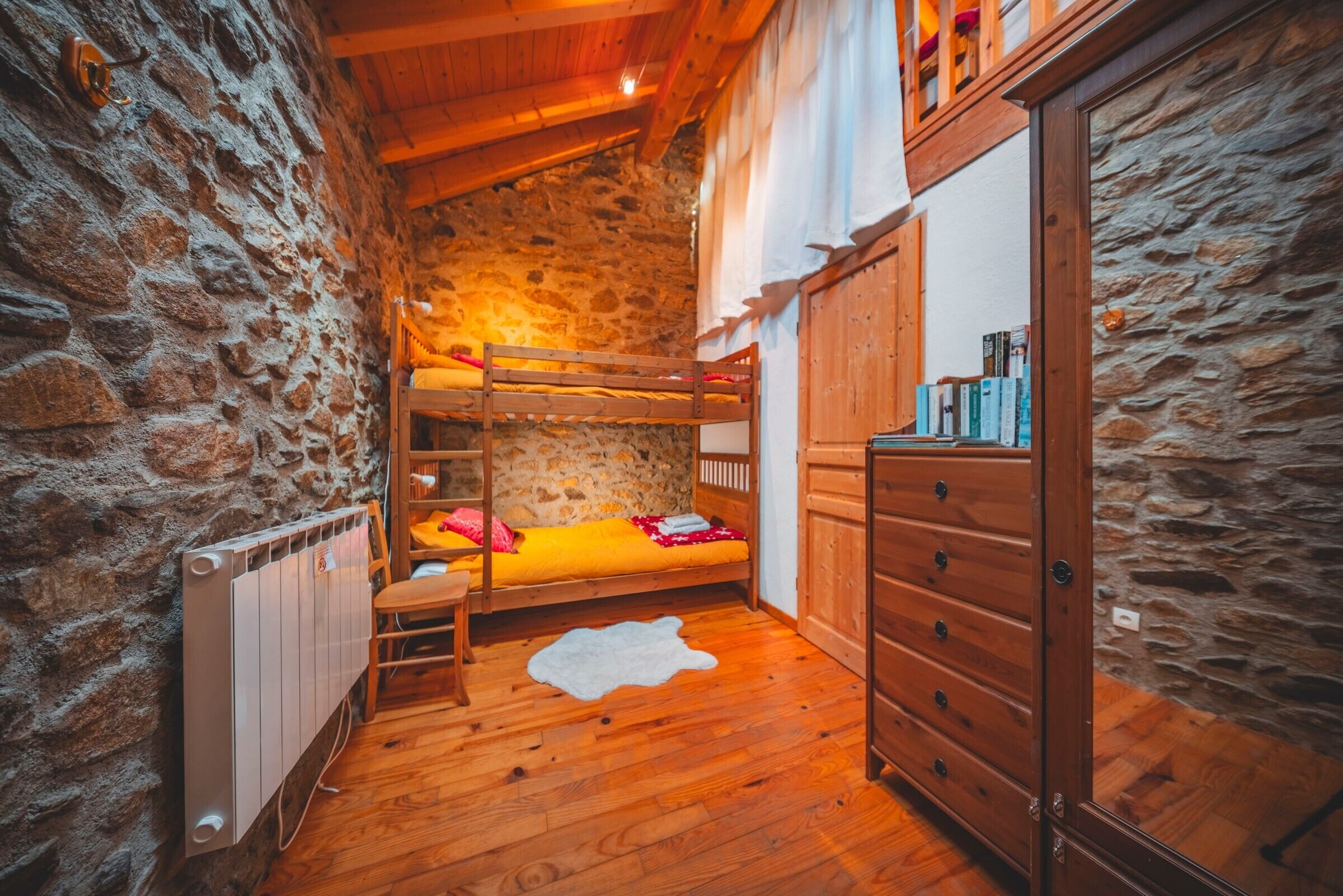 3 bedrooms, iron/ironing board, WiFi