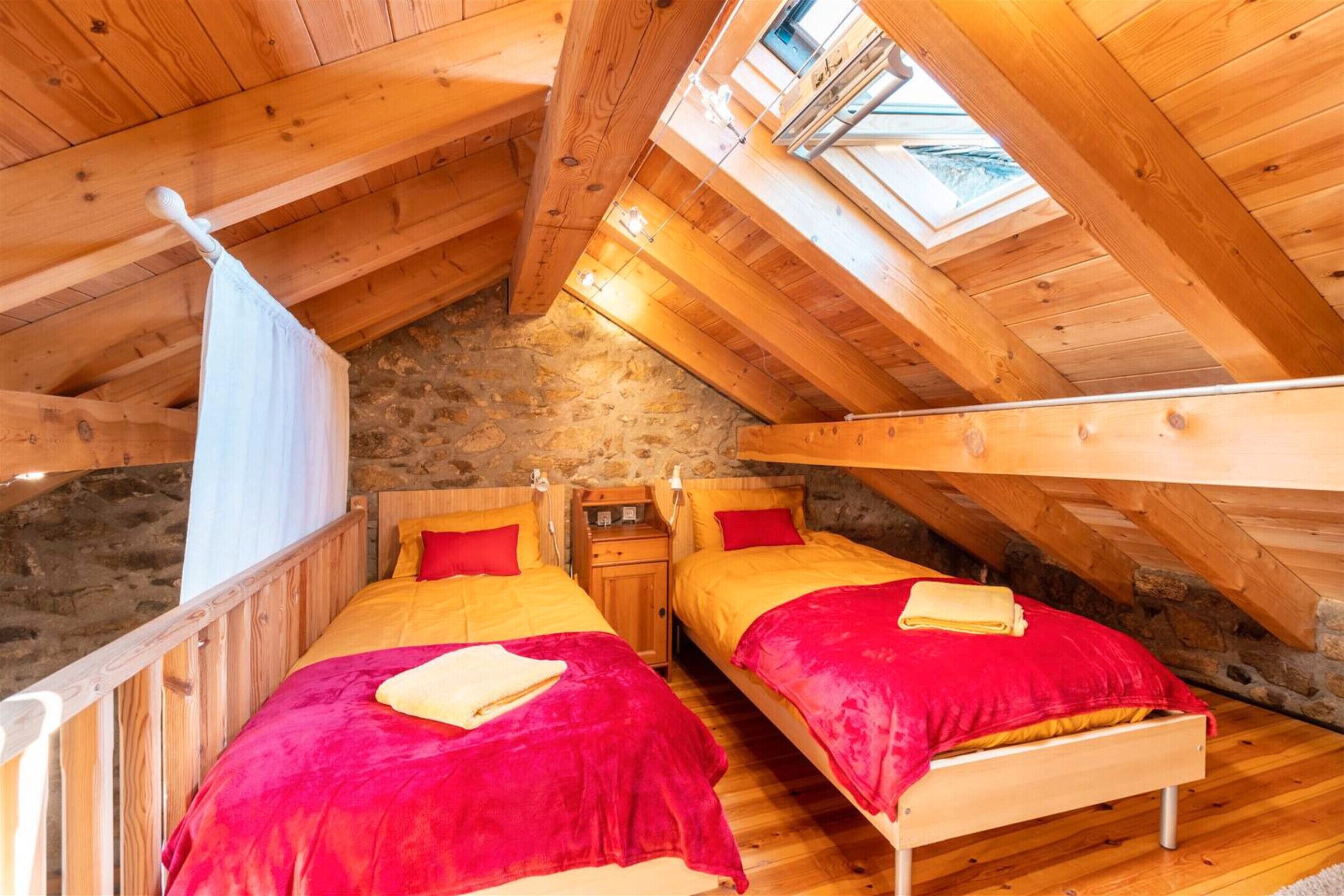 3 habitaciones, tabla de planchar con plancha y wifi 