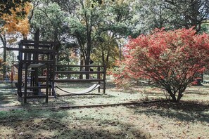 Children's area - 15% off Spring Special | Historic | Wi-Fi | Pet Friendly | Purdue (Oxford)