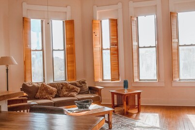 15% off Spring Special | Historic Bank | Wi-Fi | Close to Purdue