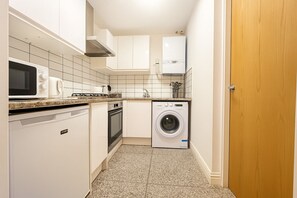 Private kitchen - Modern Wardour Street Studio, Heart of Soho 2WD (London)