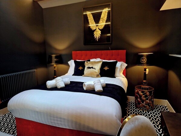 1 bedroom, iron/ironing board, Internet, bed sheets