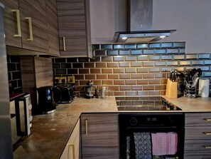 Fridge, microwave, oven, dishwasher