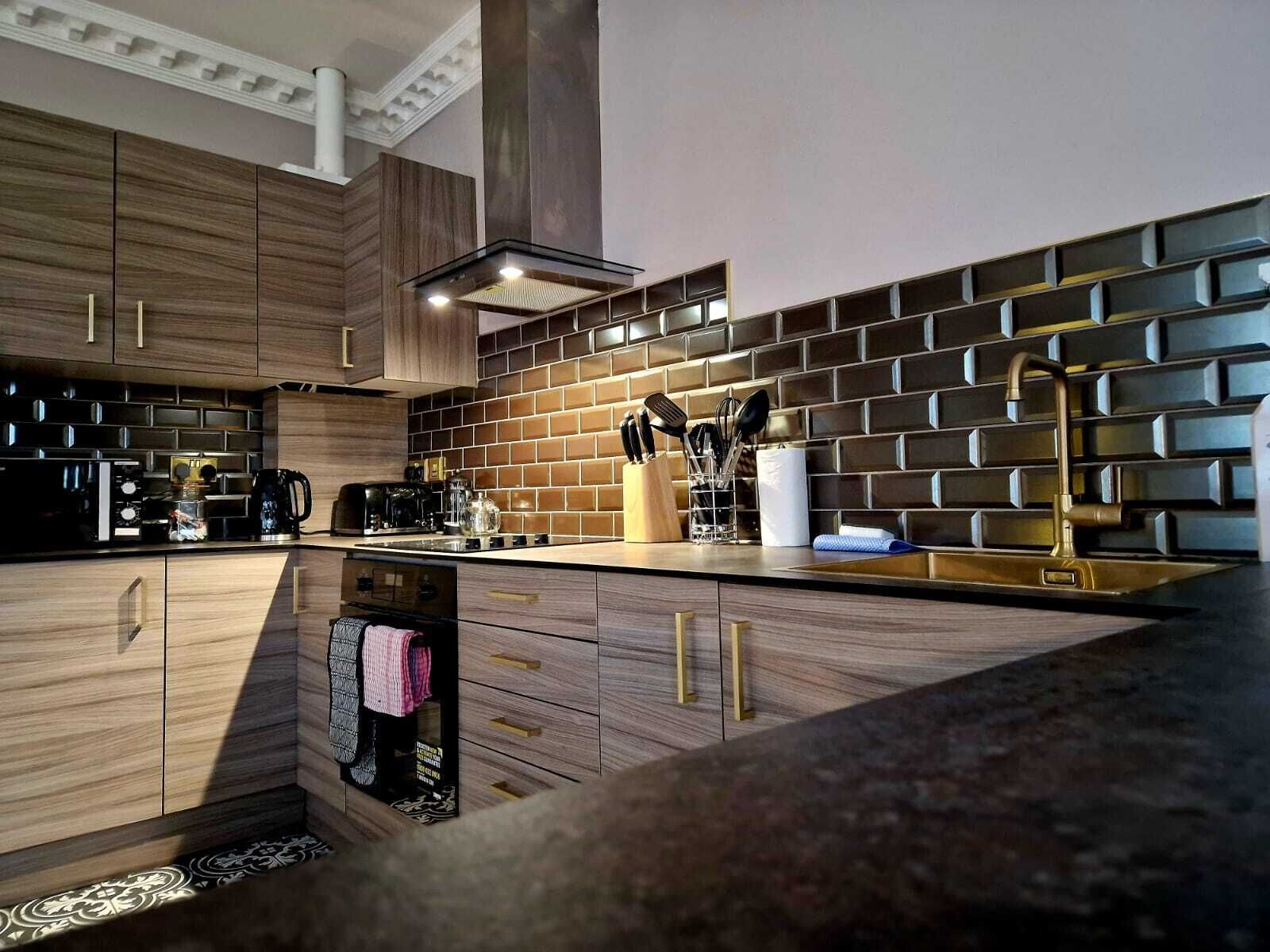 Fridge, microwave, oven, dishwasher