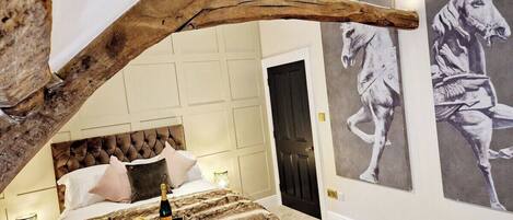 2 dormitorios, tabla de planchar con plancha, Internet y ropa de cama