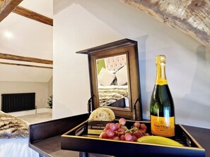 Interior - Hamilton-The Cruck luxury let (Cabus)