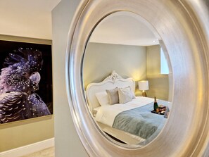 3 bedrooms, Internet, bed sheets - The Hamilton luxury apartments-Lord William suite (Cabus)