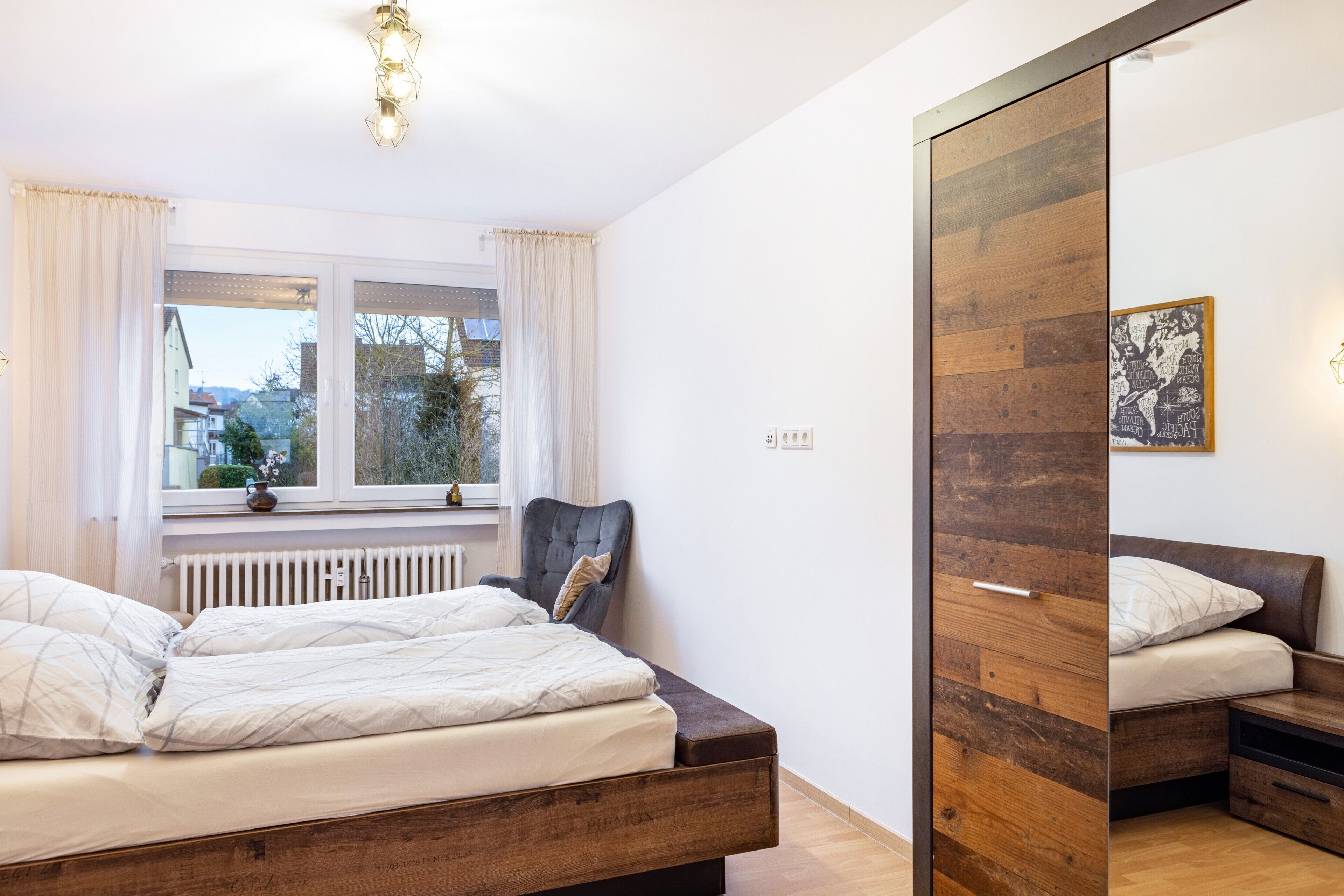 2 室のベッドルーム、WiFi、ベッドシーツ