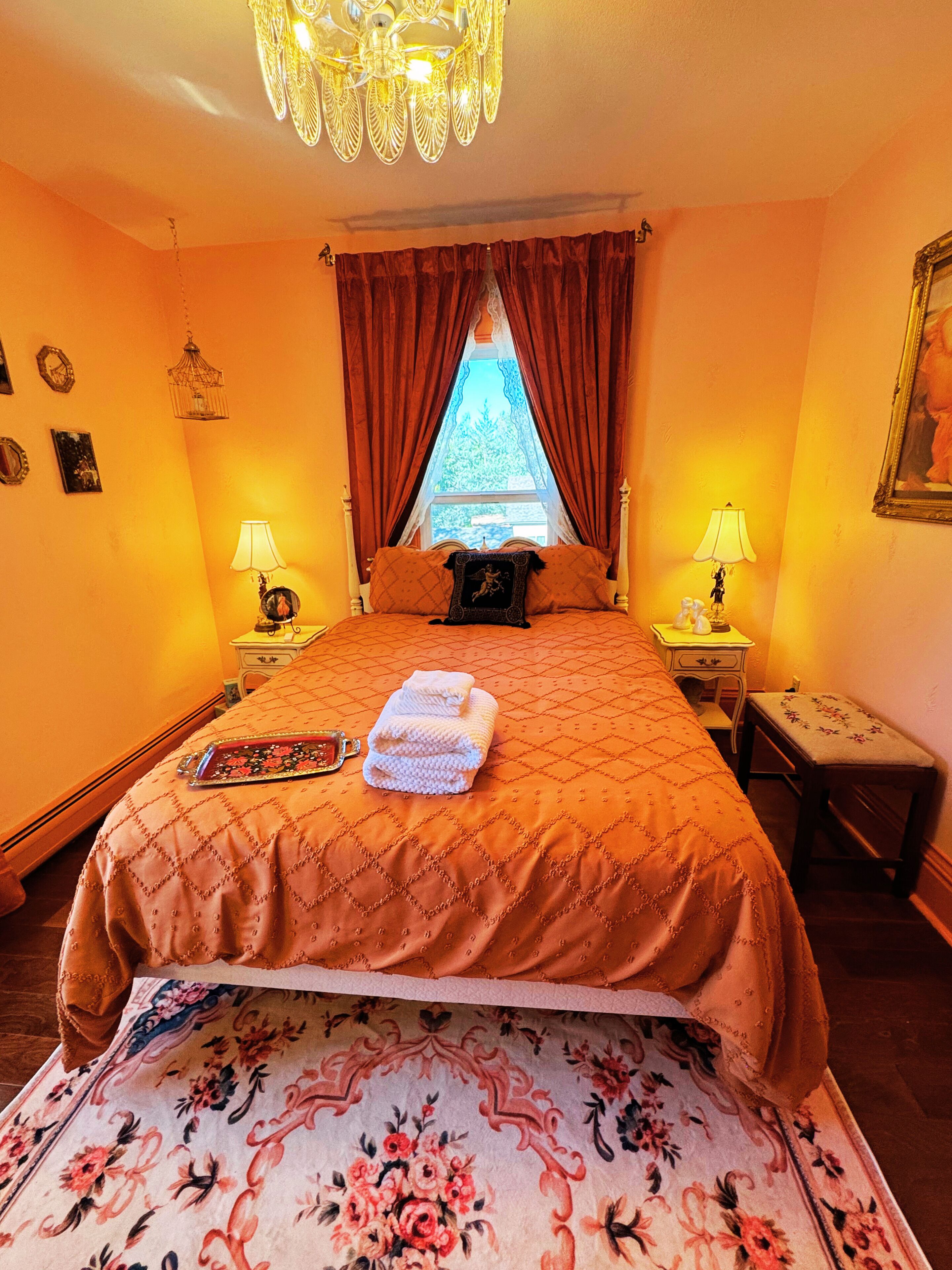 2 bedrooms, WiFi, bed sheets