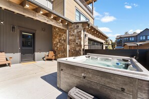 Estudio (4 Bedrooms) | Exterior