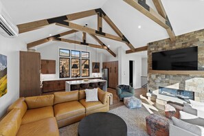 Studio (4 Bedrooms) | Exterior