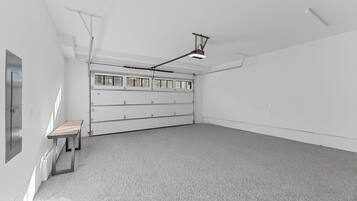 Studio (4 Bedrooms) | Exterior