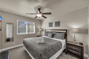 3 bedrooms, desk, iron/ironing board, travel cot