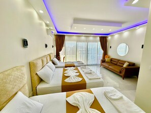 Premier Studio Suite | Desk, laptop workspace - Hagia Sophia Palace Hotel (İstanbul)