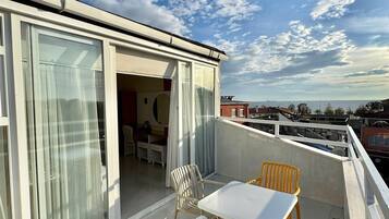 Premium Studio | Teres/patio