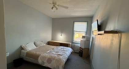City Limits Inn Hotel